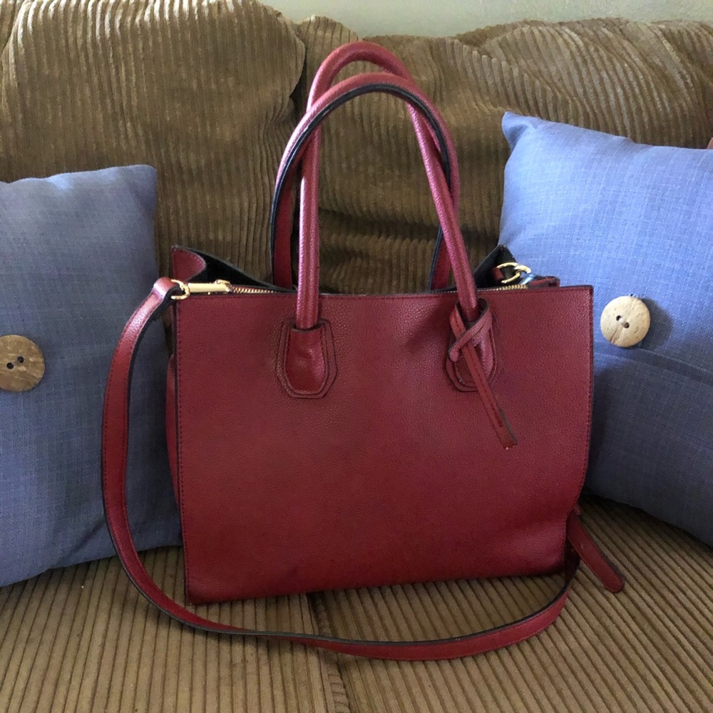 Dasein  Large Leather bag with cross strap